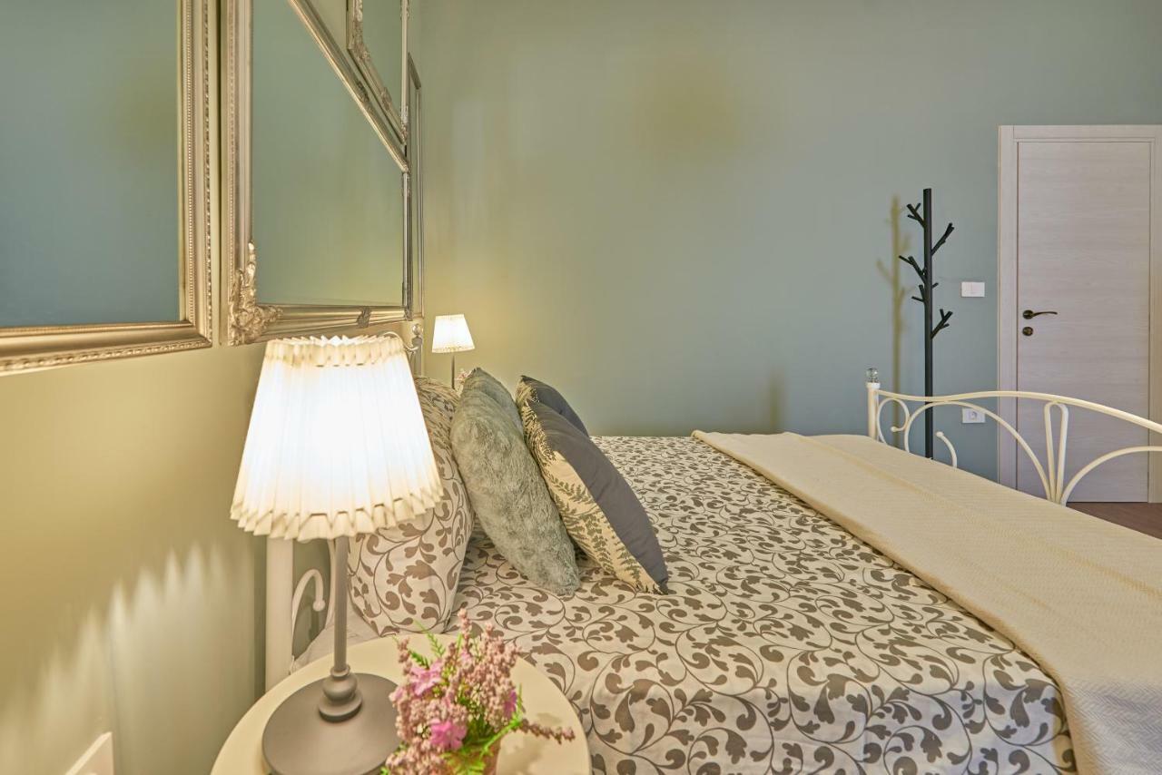 Old City Romanitic Studios 1 With Free Private Parking Pula Exterior photo